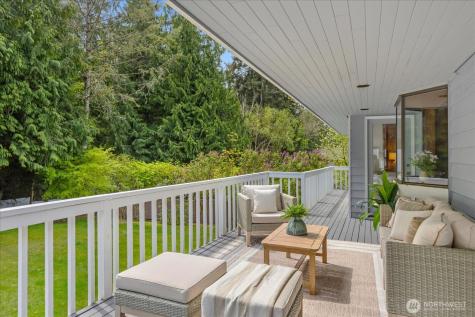 409 NW 162nd Street Shoreline WA 98177