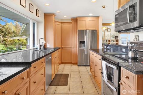 5279 Cherry Tree Lane Blaine WA 98230