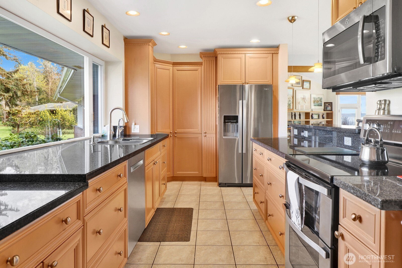 5279 Cherry Tree Lane Blaine WA 98230