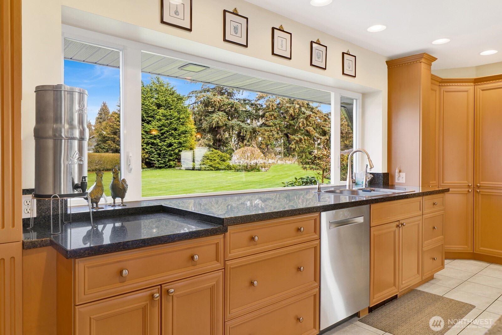 5279 Cherry Tree Lane Blaine WA 98230