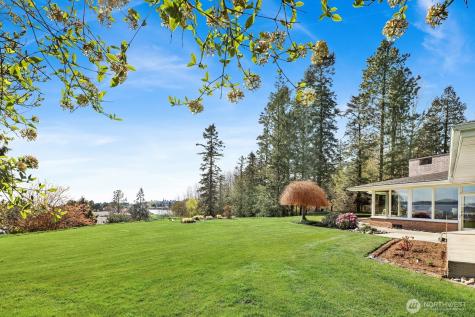 5279 Cherry Tree Lane Blaine WA 98230