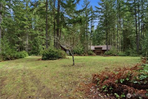 5008 Bridletree Drive NW Bremerton WA 98312