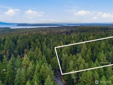 5008 Bridletree Drive NW Bremerton WA 98312