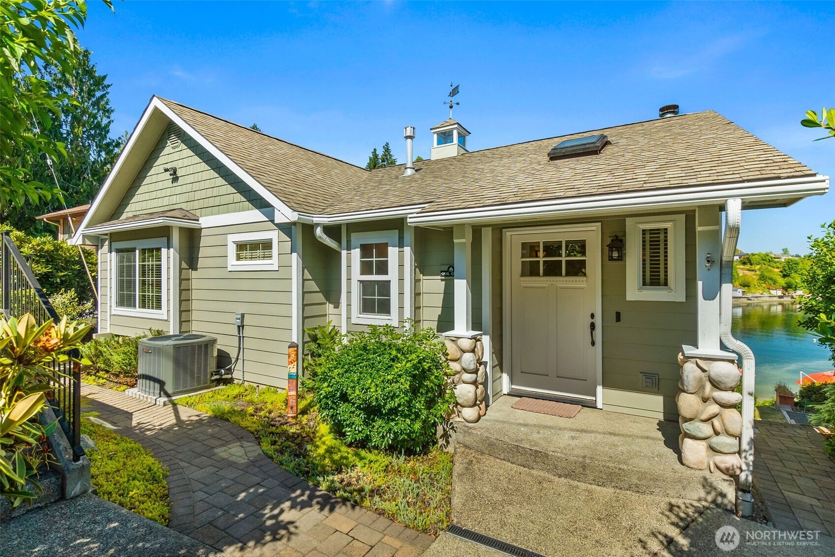 9936 Mariner Drive NW Olympia WA 98502