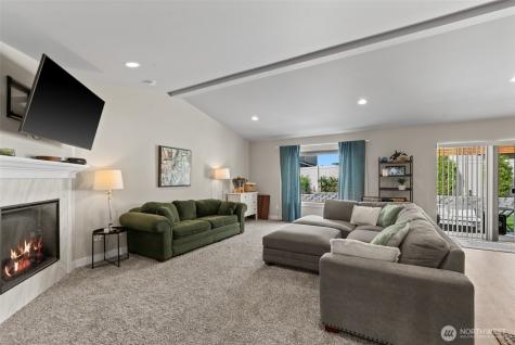 2259 S Mystical Loop East Wenatchee WA 98802