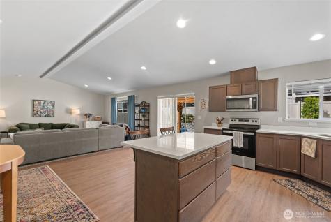 2259 S Mystical Loop East Wenatchee WA 98802