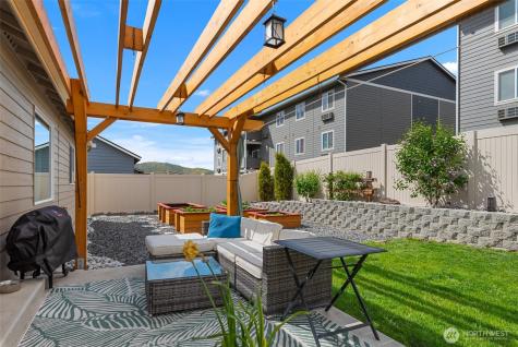 2259 S Mystical Loop East Wenatchee WA 98802