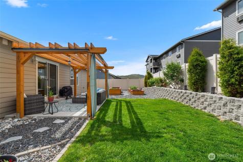 2259 S Mystical Loop East Wenatchee WA 98802