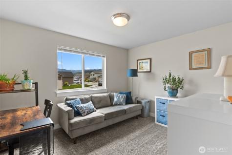 2259 S Mystical Loop East Wenatchee WA 98802