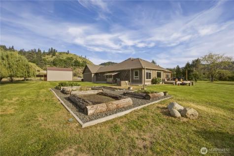 253 Logsdon Lane Cashmere WA 98815