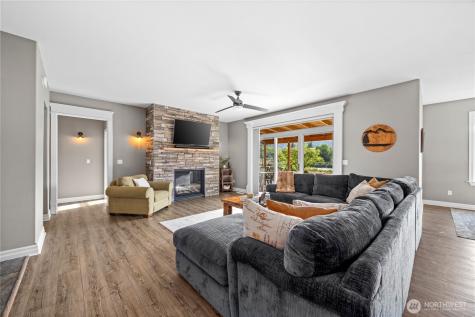 253 Logsdon Lane Cashmere WA 98815
