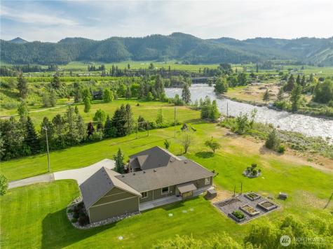 253 Logsdon Lane Cashmere WA 98815