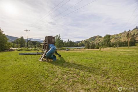 253 Logsdon Lane Cashmere WA 98815