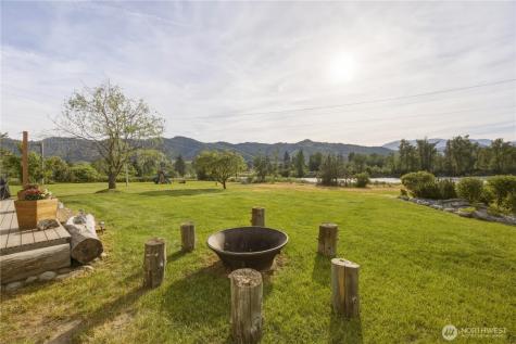 253 Logsdon Lane Cashmere WA 98815
