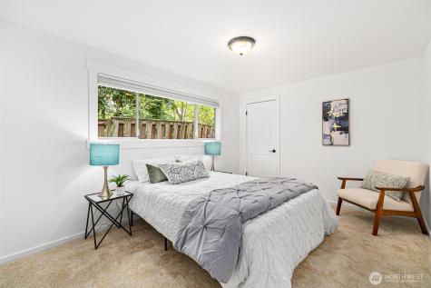 10758 Ashworth Avenue N Seattle WA 98133