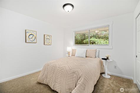 10758 Ashworth Avenue N Seattle WA 98133