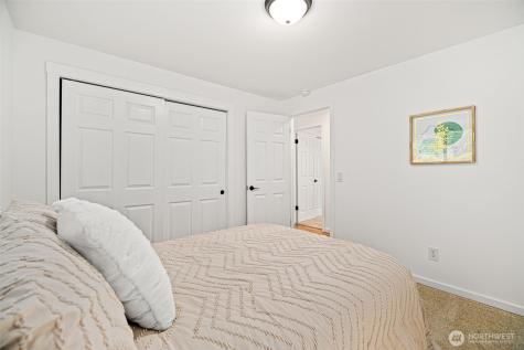 10758 Ashworth Avenue N Seattle WA 98133