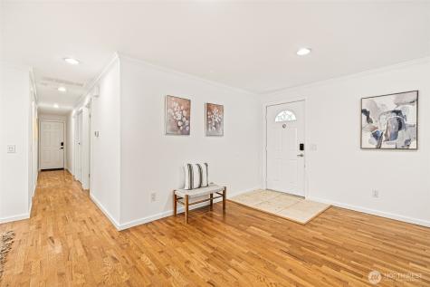 10758 Ashworth Avenue N Seattle WA 98133