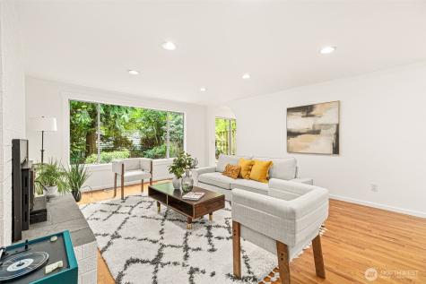 10758 Ashworth Avenue N Seattle WA 98133