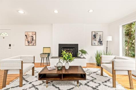 10758 Ashworth Avenue N Seattle WA 98133