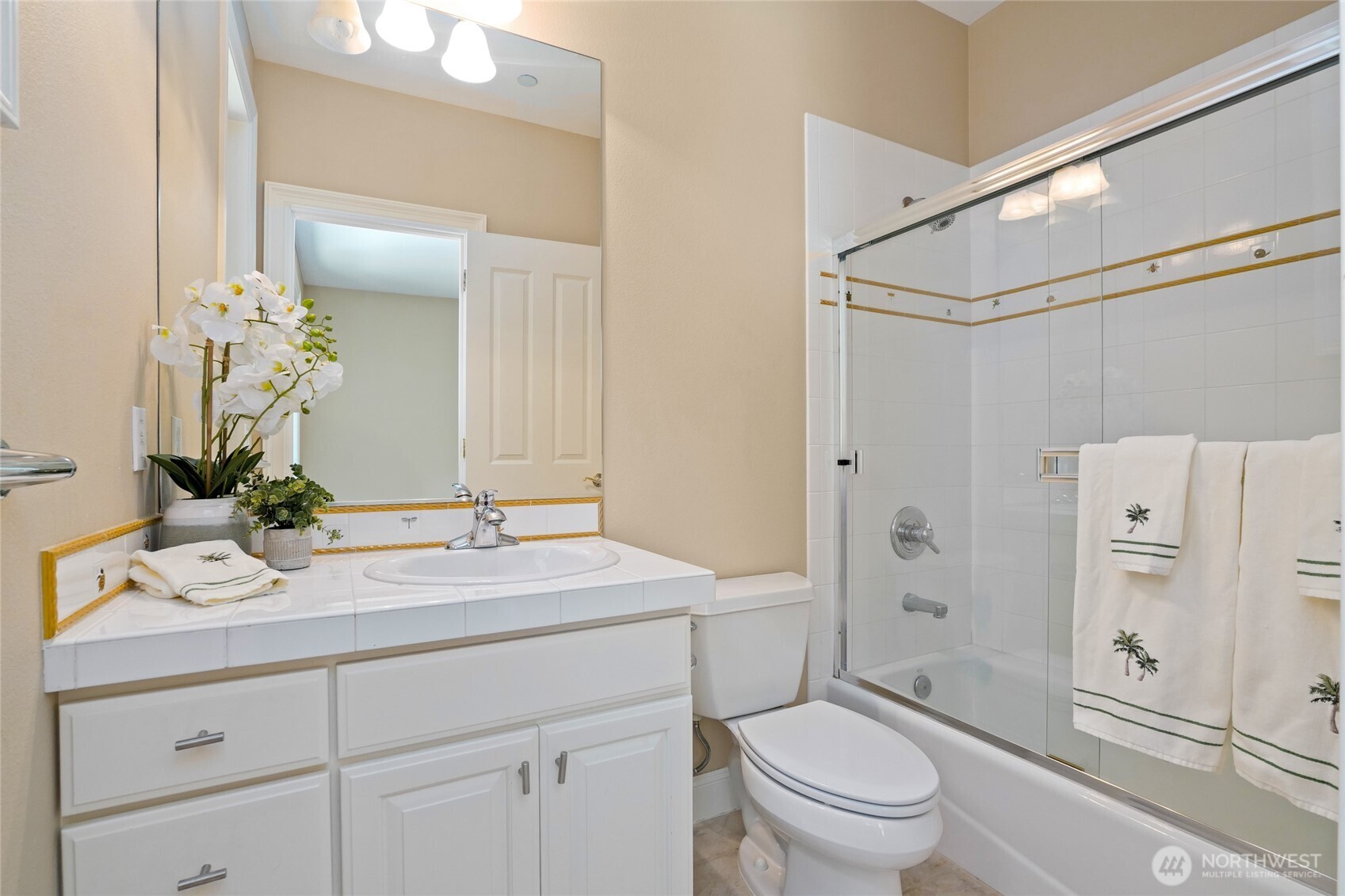 19930 170th Avenue NE Woodinville WA 98072