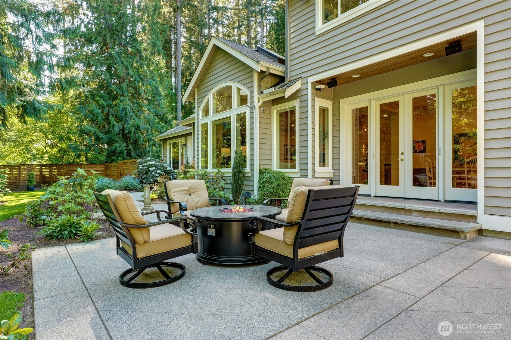 19930 170th Avenue NE Woodinville WA 98072