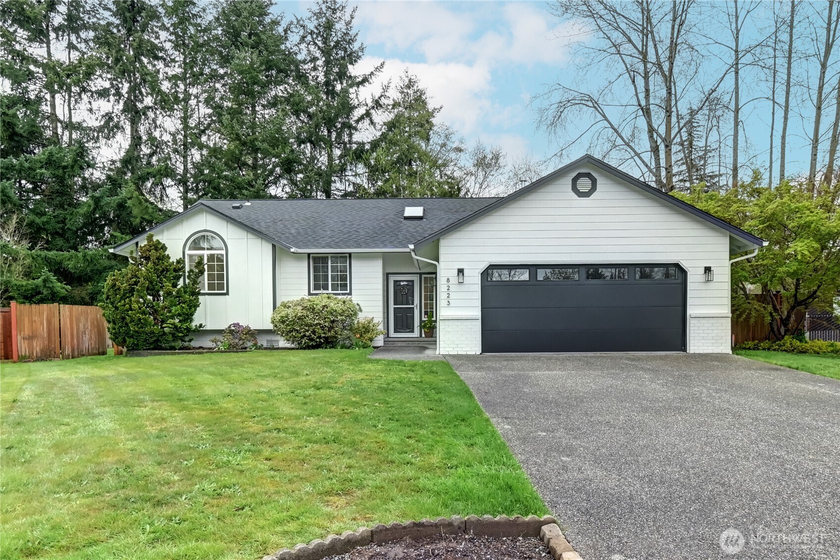 8223 27th Place NE Lake Stevens WA 98258