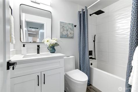8223 27th Place NE Lake Stevens WA 98258