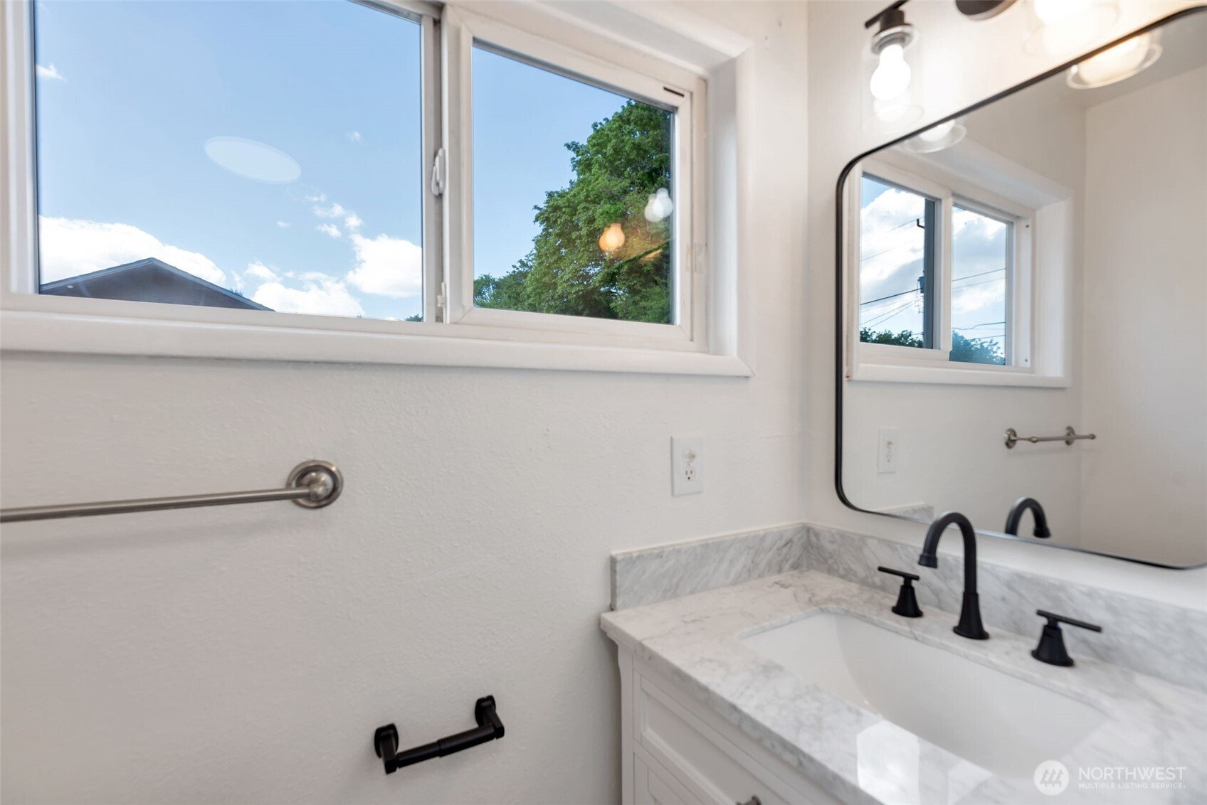 12278 56th Place S Seattle WA 98178