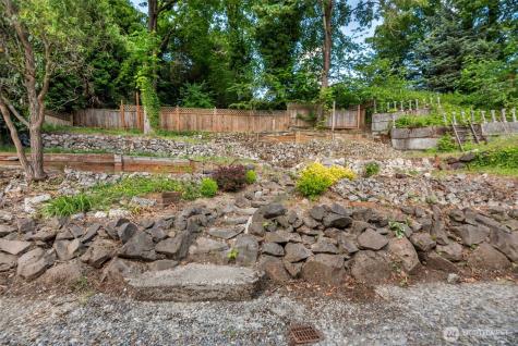 12278 56th Place S Seattle WA 98178