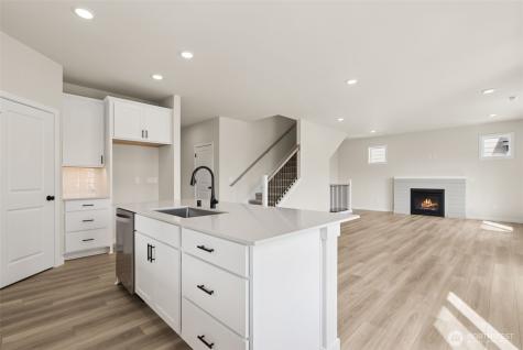2073 NE Norseman Way Poulsbo WA 98370