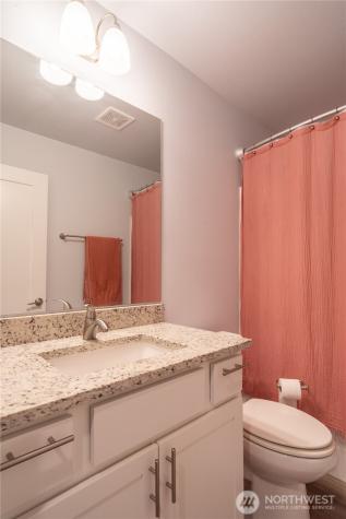 123 E 9th Avenue Moses Lake WA 98837