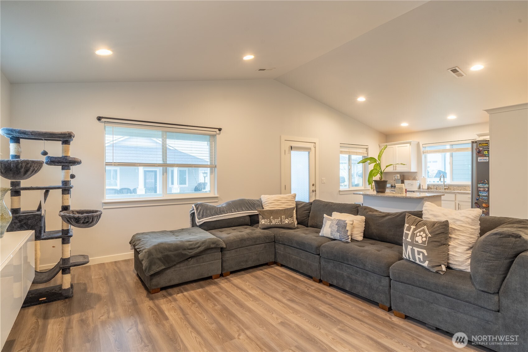123 E 9th Avenue Moses Lake WA 98837