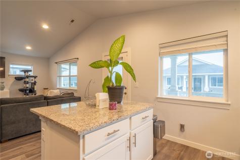 123 E 9th Avenue Moses Lake WA 98837