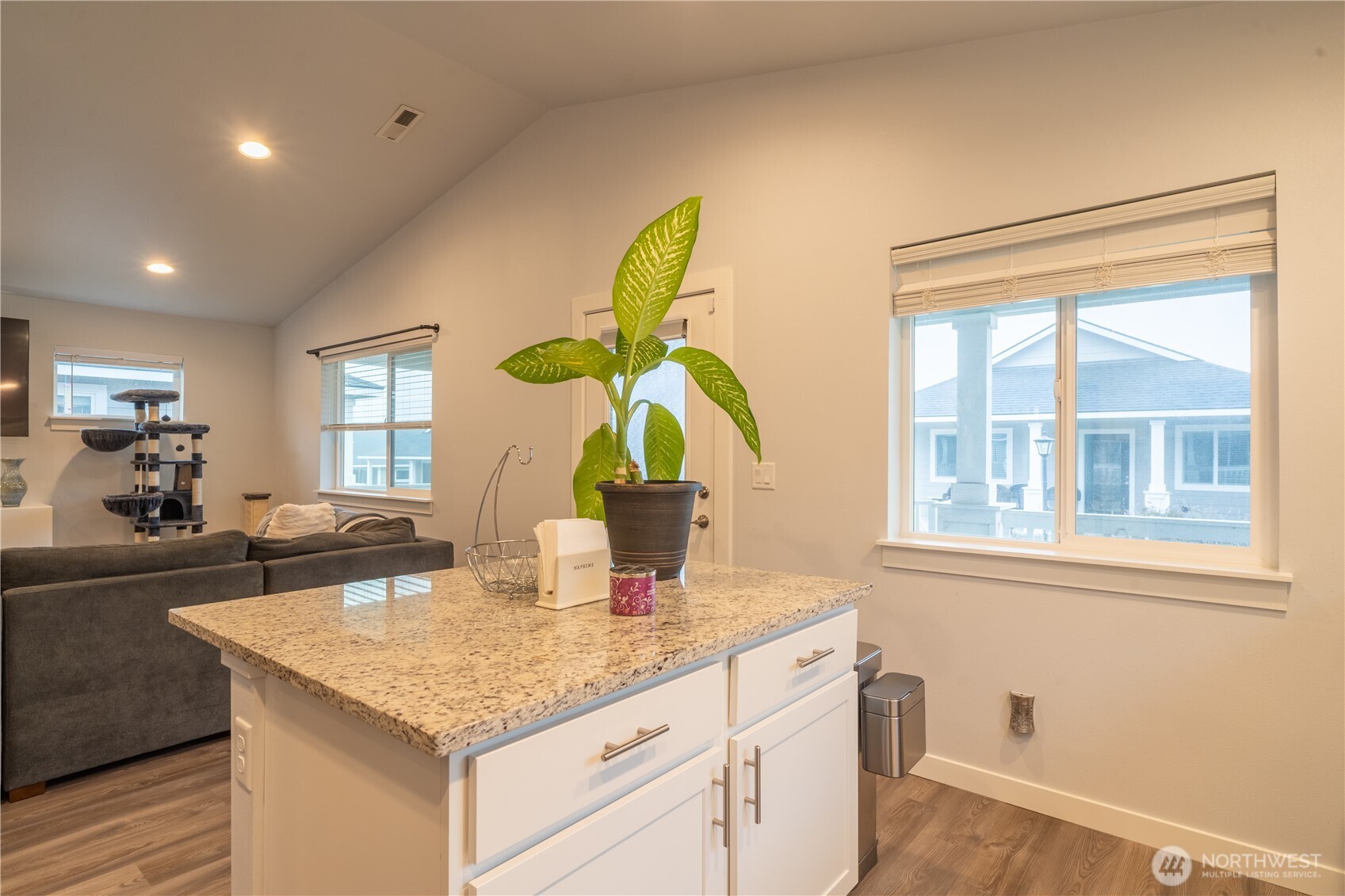 123 E 9th Avenue Moses Lake WA 98837