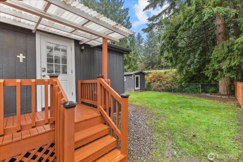 7701 Hardeson Road Everett WA 98203
