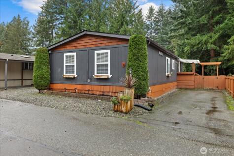 7701 Hardeson Road Everett WA 98203