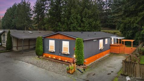 7701 Hardeson Road Everett WA 98203
