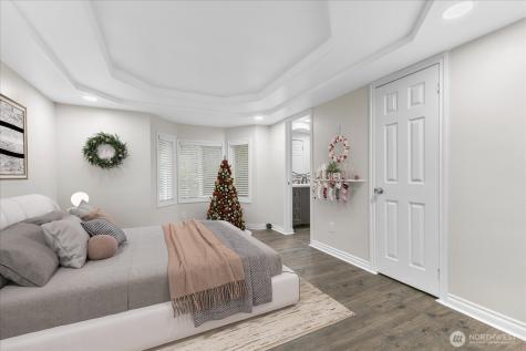 7701 Hardeson Road Everett WA 98203