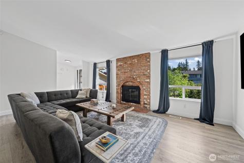 15932 SE 166th Place Renton WA 98058
