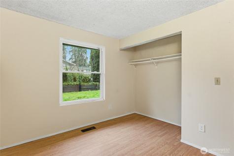 10352 66th Avenue E Puyallup WA 98373