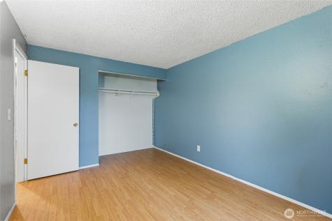 10352 66th Avenue E Puyallup WA 98373