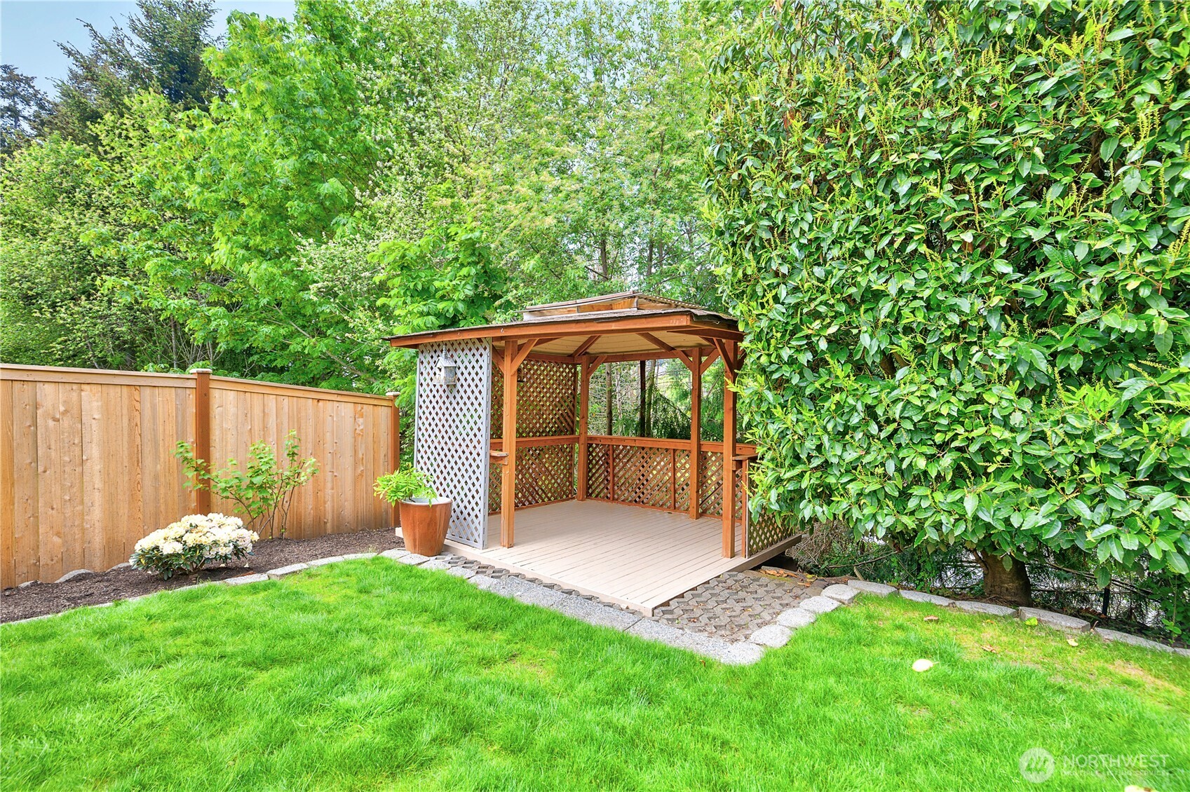 6041 Championship Circle Mukilteo WA 98275