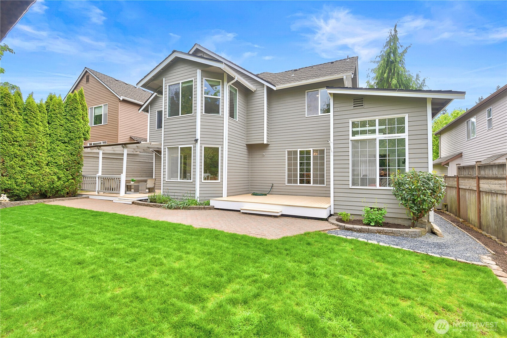 6041 Championship Circle Mukilteo WA 98275