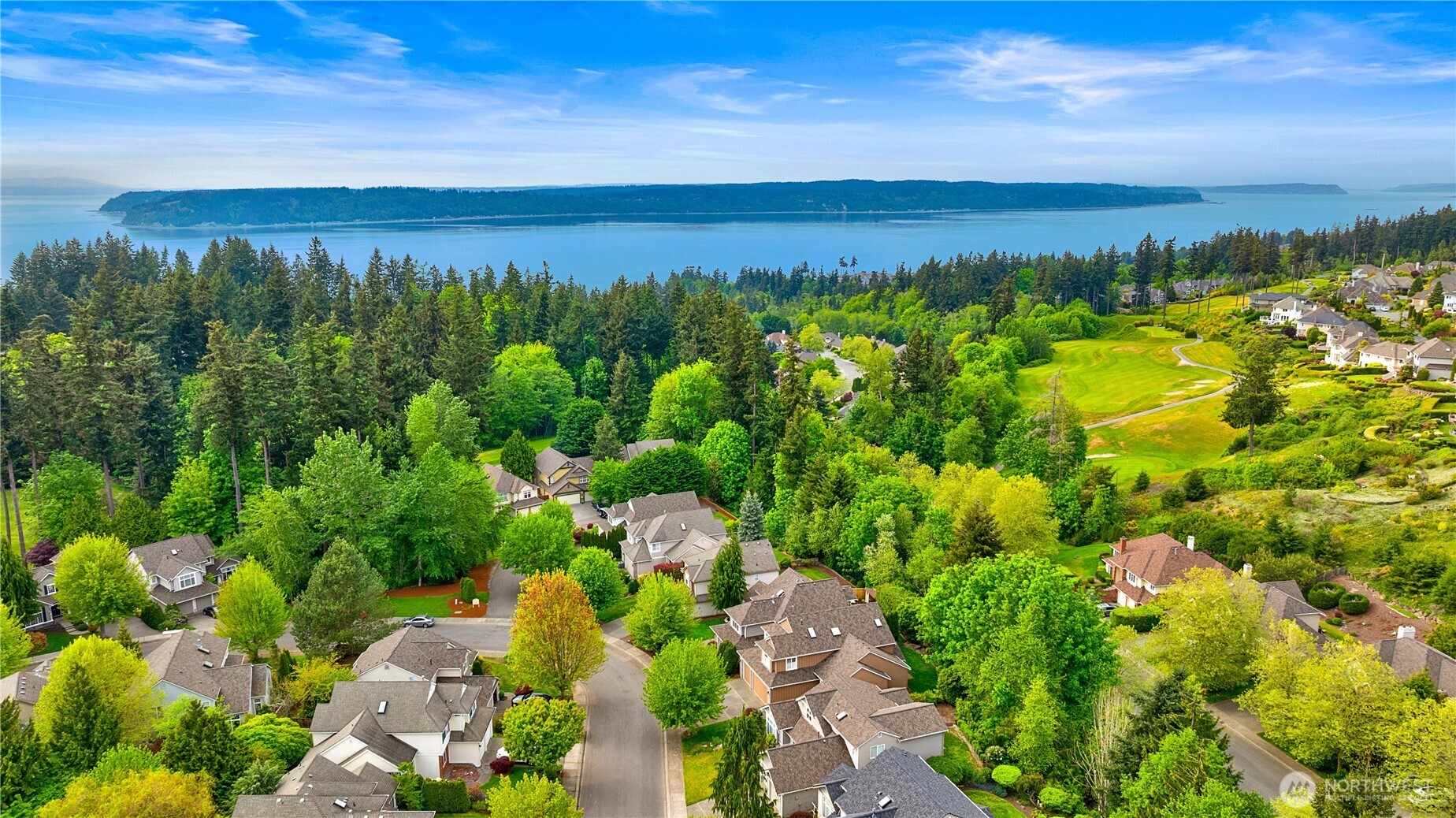 6041 Championship Circle Mukilteo WA 98275