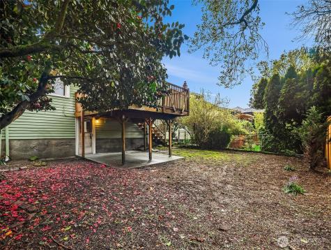 6813 17th Avenue NE Seattle WA 98115