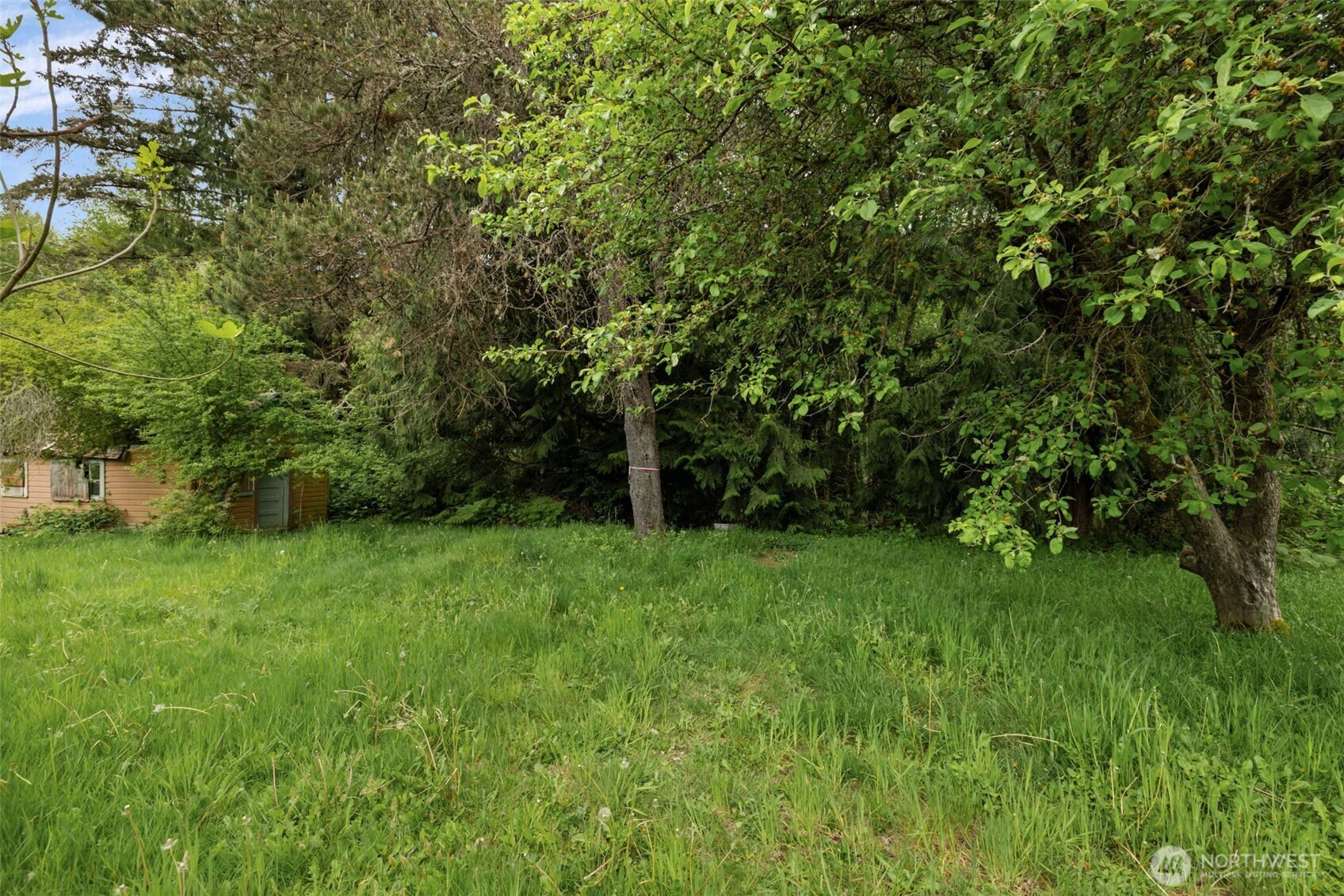 1916 Key Peninsula Highway NW Lakebay WA 98349