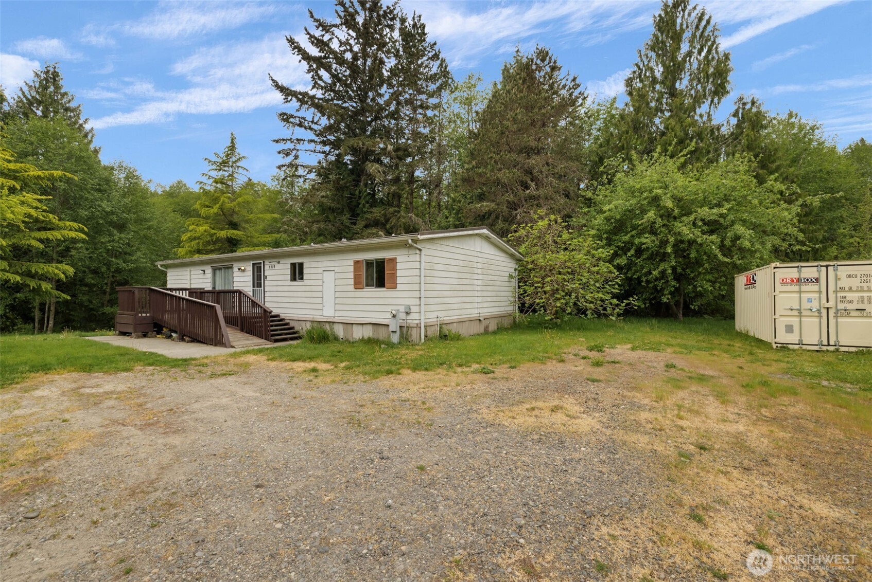1916 Key Peninsula Highway NW Lakebay WA 98349