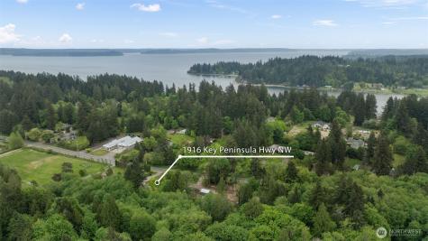 1916 Key Peninsula Highway NW Lakebay WA 98349