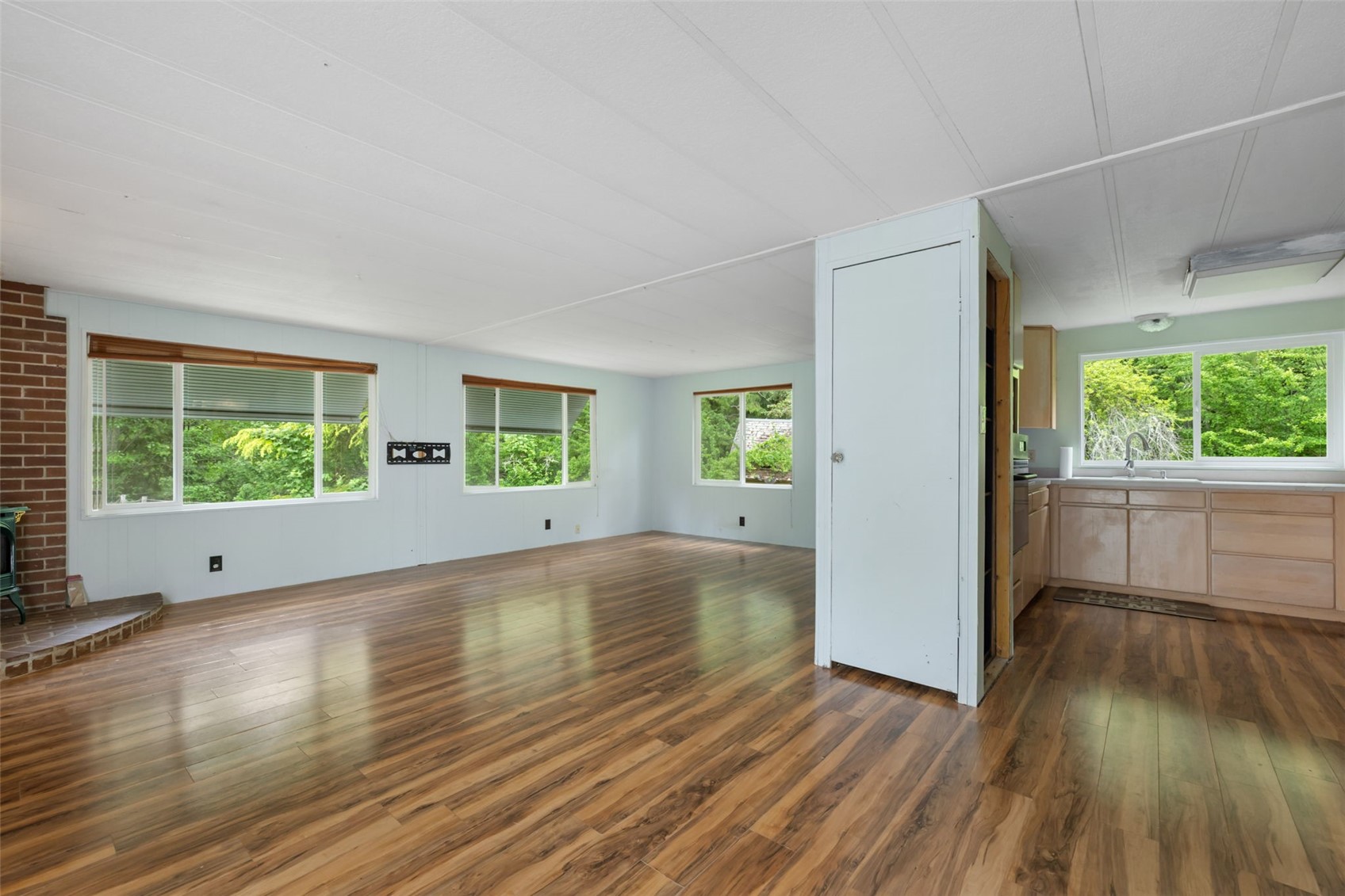 1916 Key Peninsula Highway NW Lakebay WA 98349